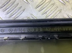 Решетка вентиляции кузова Mercedes-Benz GL-Класс I X164 500 (2006-2009) 2006 A1648300042 5.5 I M273