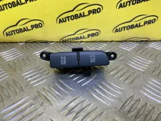 Блок кнопок Kia Sportage V (2021-н.в) 2024 93310R2520 ВНЕДОРОЖНИК 1.6 I