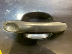 Ручка двери наружная задняя правая Volkswagen Amarok (2010-н.в.) 2012 2H0837205C ПИКАП 2.0 D CDCA