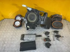 Динамик Toyota Sequoia II 2008 - 2022 2013 862800C160 5.7 I 3URFE