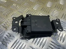 Радар Toyota Hilux (2015-2021) 2017 882100K020 2.4 D 2GDFTV