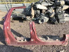 Порог правый Toyota Tundra II (2006-2022) 2008 614110C060 ПИКАП 4.0 I 1GRFE