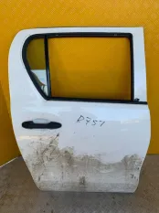 Дверь задняя правая Toyota Hilux (2015-2021) 2017 67003KK011 ПИКАП 2.4 D 2GDFTV