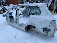 Порог левый Volkswagen Touareg II (2010-2018) 2013 7P0810621 ВНЕДОРОЖНИК 3.0 D CJMA