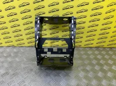 Рамка под магнитолу Mercedes-Benz GL-Класс I X164 500 (2006-2009) 2006 A1646800216 5.5 I M273
