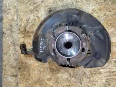 Кулак поворотный правый Toyota Land Cruiser Prado 150 (2009-2023) 2014 3.0 D 1KDFTV