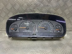 Щиток приборов (приборная панель) Chrysler Voyager III 1995-2001 1999 TN2574104101 2.4 I EDZ