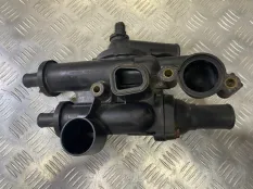 Корпус термостата Dodge Caliber I (2006-2012) 2009 04884568AB 2.0 I ECN