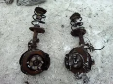 Амортизатор передний левый Toyota Rav 4 (XA30) (2005-2014) 2007 4852080071 2.2 D 2ADFTV