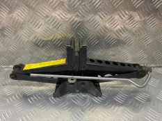 Домкрат Land Rover Freelander II (2006-2014) 2010 LR003272 2.2 D 224DT