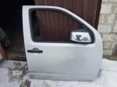 Дверь передняя правая Nissan Navara (D40) 2004-2015 2007 2.5 D YD25DDTI