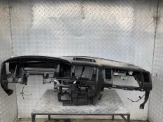 Панель передняя салона (торпедо) Toyota Tundra II (2006-2022) 2007 5.7 I 3URFE