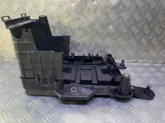 Полка аккумулятора Volkswagen Passat B7 2011-2015 2012 2.0 D
