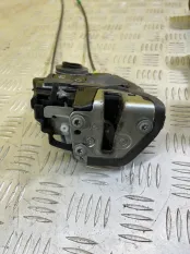 Замок двери задней правой Toyota Tundra II (2006-2022) 2011 6903006200 5.7 I 3URFE
