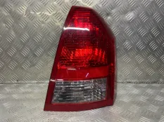 Фонарь задний правый Chrysler 300C (2004-2011)