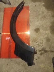 Молдинг крыла заднего правого Mitsubishi Pajero III (1999-2006) 2005 3.5 I 6G74