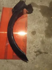 Молдинг крыла переднего правого Mitsubishi Pajero III (1999-2006) 2005 3.5 I 6G74