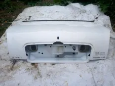 Крышка багажника (дверь 3-5) Lincoln TownCar III (1997-2011) 2006