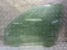 Стекло двери передней левой Land Rover Freelander I 1997-2006 2001