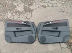 Обшивка двери передняя правая Opel Zafira B 2005-2012 2007 2.2 I Z22YH