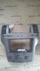 Консоль центральная Opel Zafira B 2005-2012 2007 2.2 I Z22YH