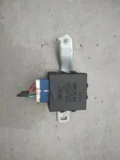 Блок электронный Toyota Hilux (2005-2015) 2012 8264212050 3.0 D 1KDFTV