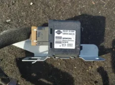 Реле Nissan Navara (D22) 1998-2007 2004 5WK48647B 2.5 D