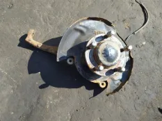 Кулак поворотный правый Toyota Tundra II (2006-2022) 2008 432110C020 ПИКАП 5.7 I 3URFE
