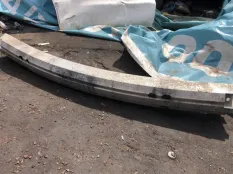 Усилитель бампера переднего Toyota Sequoia II 2008 - 2022 2008 5.7 I 3URFE