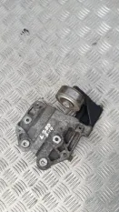 Кронштейн компрессора кондиционера Mitsubishi L200 (2015-2022) 2018 2.4 D 4N15