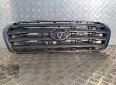 Решетка радиатора Toyota Land Cruiser 200 (2008-2021) 2008 4.5 D