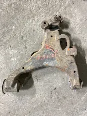 Рычаг передний правый Toyota Land Cruiser 200 (2008-2021) 2008 4.5 D