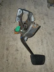 Педаль тормоза Lexus LX 570 (2007-2022) 2007 5.7 I 3URFE