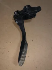 Педаль газа Land Rover Freelander II (2006-2014) 2013 2.2 D 224DT