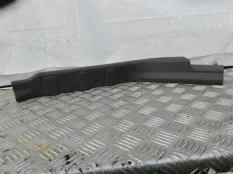 Накладка на порог внутренняя задняя правая Nissan Navara (D40) 2004-2015 2009 2.5 D YD25DDTI