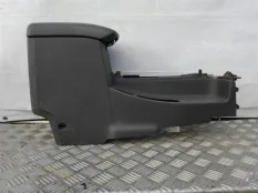 Подлокотник Nissan Navara (D40) 2004-2015 2009 2.5 D YD25DDTI