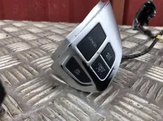 Кнопка Mitsubishi L200 (2006-2015) 2010 2.5 D 4D56
