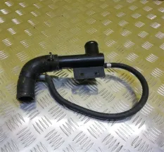 Фланец (тройник) системы охлаждения Nissan Navara (D23) 2014-2021 2016 2.3 D YS23DDTT