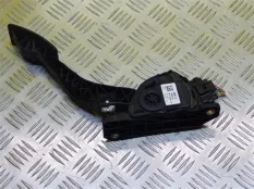 Педаль газа Mitsubishi L200 (2015-2022) 2018 2.4 D 4N15