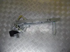 Стеклоподъемник передний правый Toyota Hilux (2015-2021) 2020 2.4 D 2GDFTV