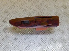 Пепельница Toyota Land Cruiser (100) 1998-2007 2000 4.2 D 1HDFTV, задняя правая