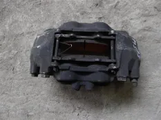 Суппорт передний правый Toyota Hilux (2015-2021) 2019 477300K350 2.4 D 2GDFTV