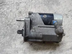 Стартер Toyota Hilux (2015-2021) 2019 281000L052 2.4 D 2GDFTV