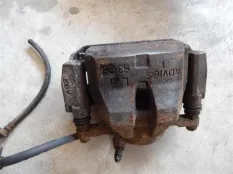 Суппорт передний левый Toyota Rav 4 (XA30) (2005-2014) 2006 4775042090 2.0 I 1AZFE