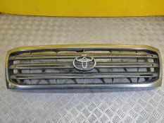 Решетка радиатора Toyota Land Cruiser (100) 1998-2007 2000 4.2 D 1HDFTE