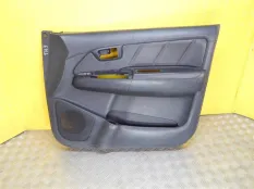 Обшивка двери передняя правая Toyota Hilux (2005-2015) 2014 2.5 D 2KDFTV