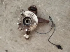 Кулак поворотный правый Honda Civic VIII (2005-2011) 2008 1.3 I LDA2 GIBRID