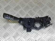 Переключатель стеклоочистителей Toyota Hilux (2015-2021) 2016 2.4 D 2GDFTV