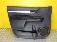 Обшивка двери передняя левая Toyota Hilux (2015-2021) 2016 2.4 D 2GDFTV
