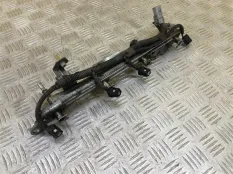 Топливная рампа Toyota Tundra II (2006-2022) 2008 5.7 I 3URFE